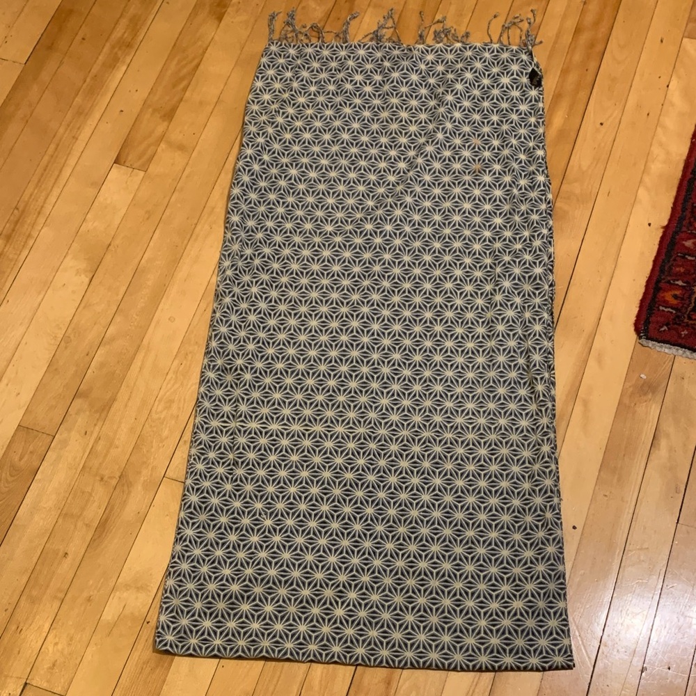 Geometric Patterned long Scarf
